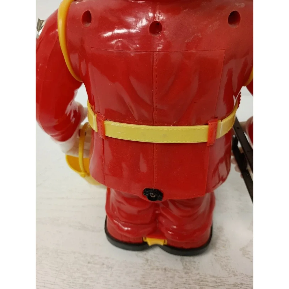 Vintage 1989 New Bright Bump'n Benny Fireman Clown Robot Toy Animated Red Yellow